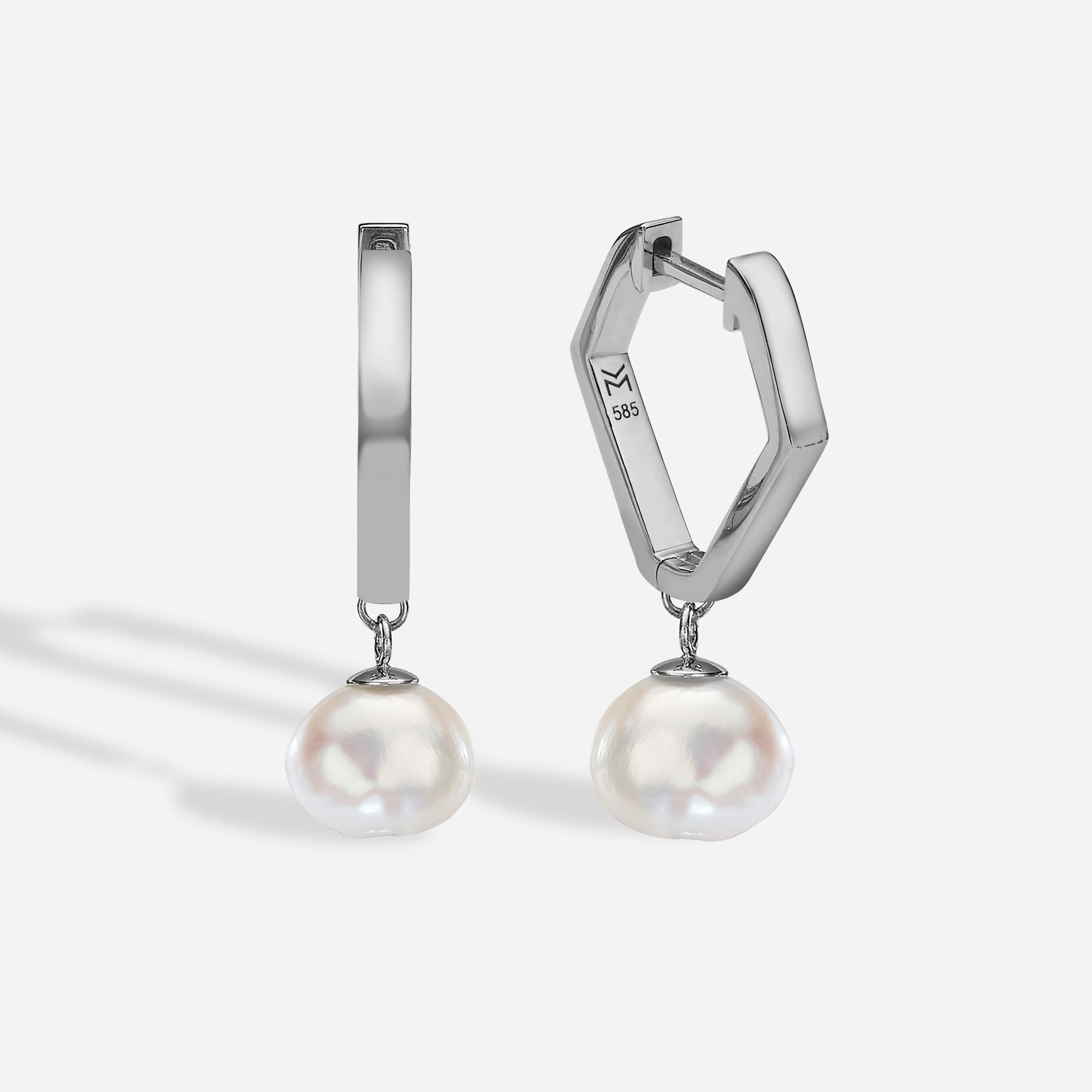 Pearl Octagon Solid Huggies | עגילי חישוק עם פנינה