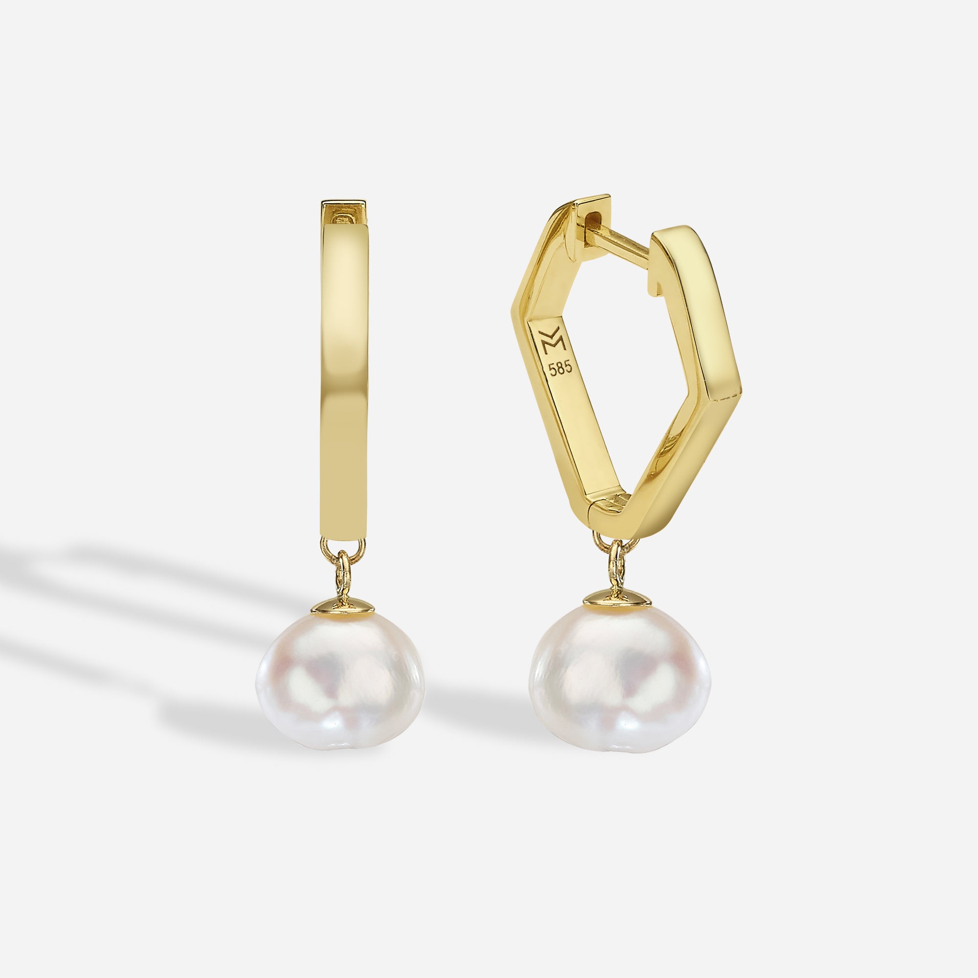 Pearl Octagon Solid Huggies | עגילי חישוק עם פנינה