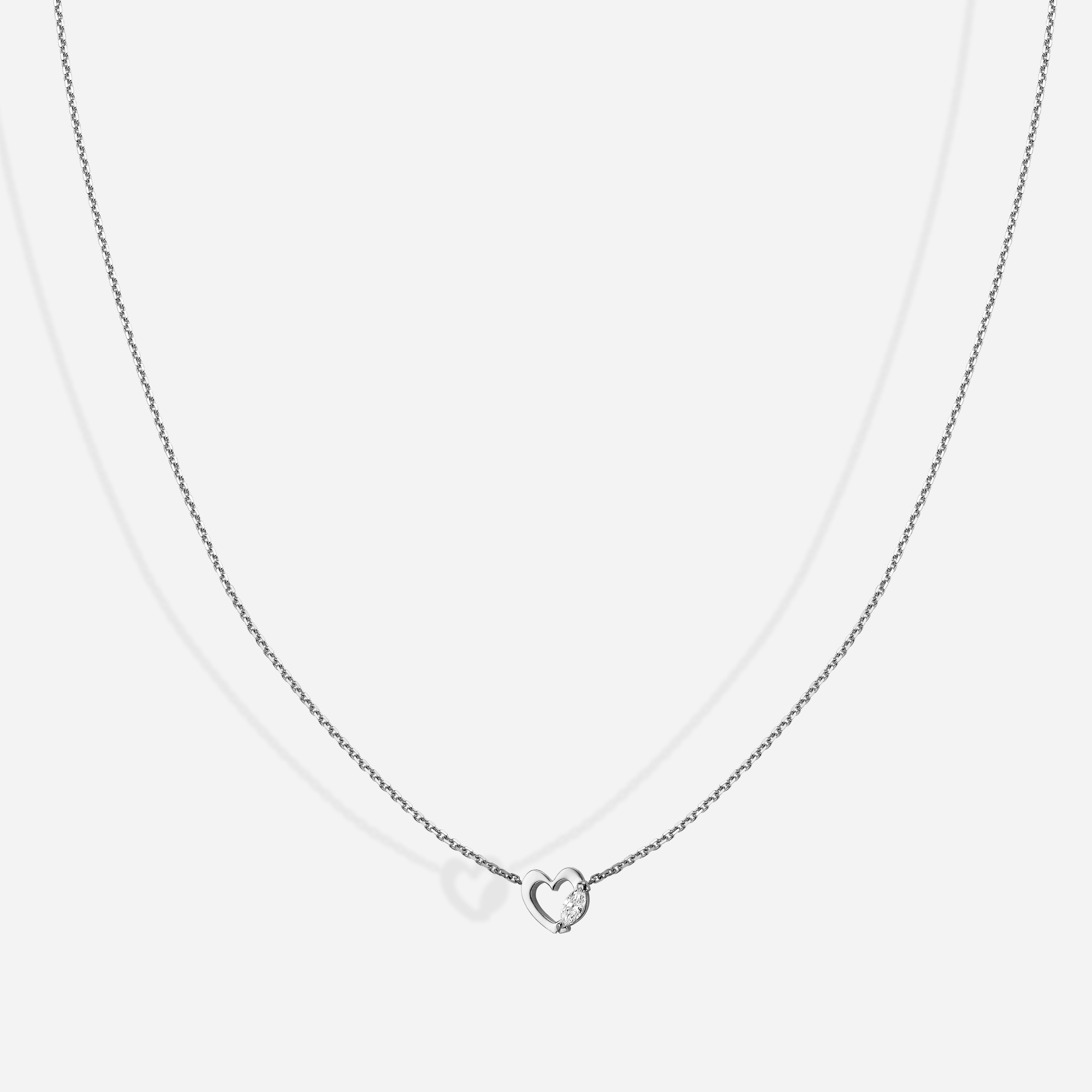 Marquise Heart | תליון לב עם יהלום מרקיזה