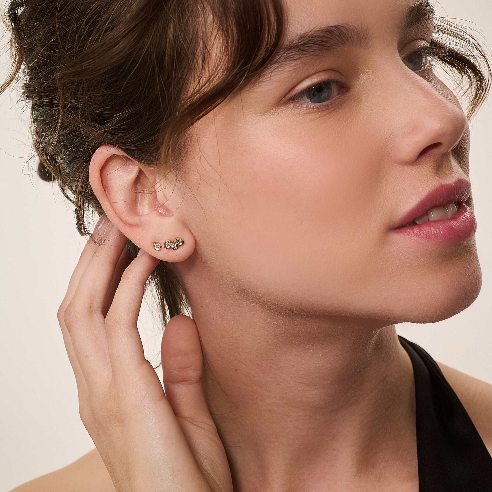 Cosmo Pears | עגילים צמודים