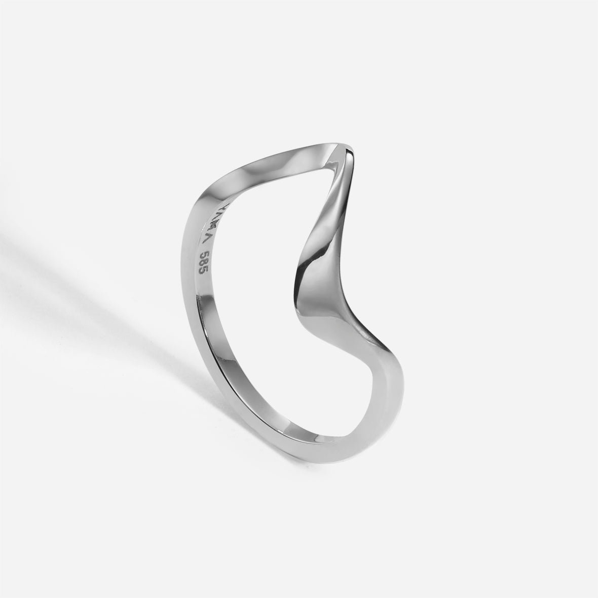 Parametric | טבעת זהב דקה