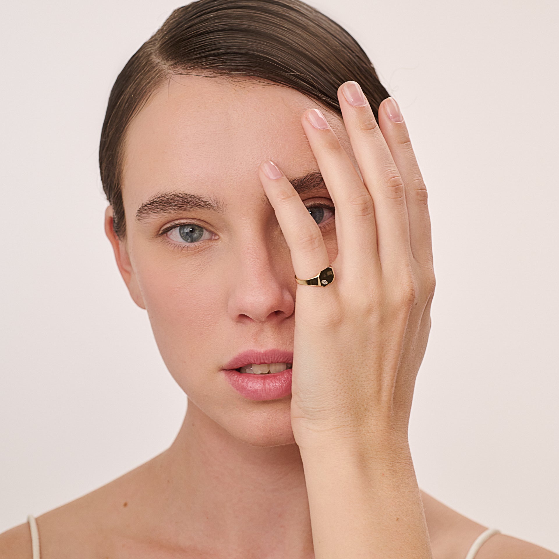 Octagon | טבעת חותם ויהלום