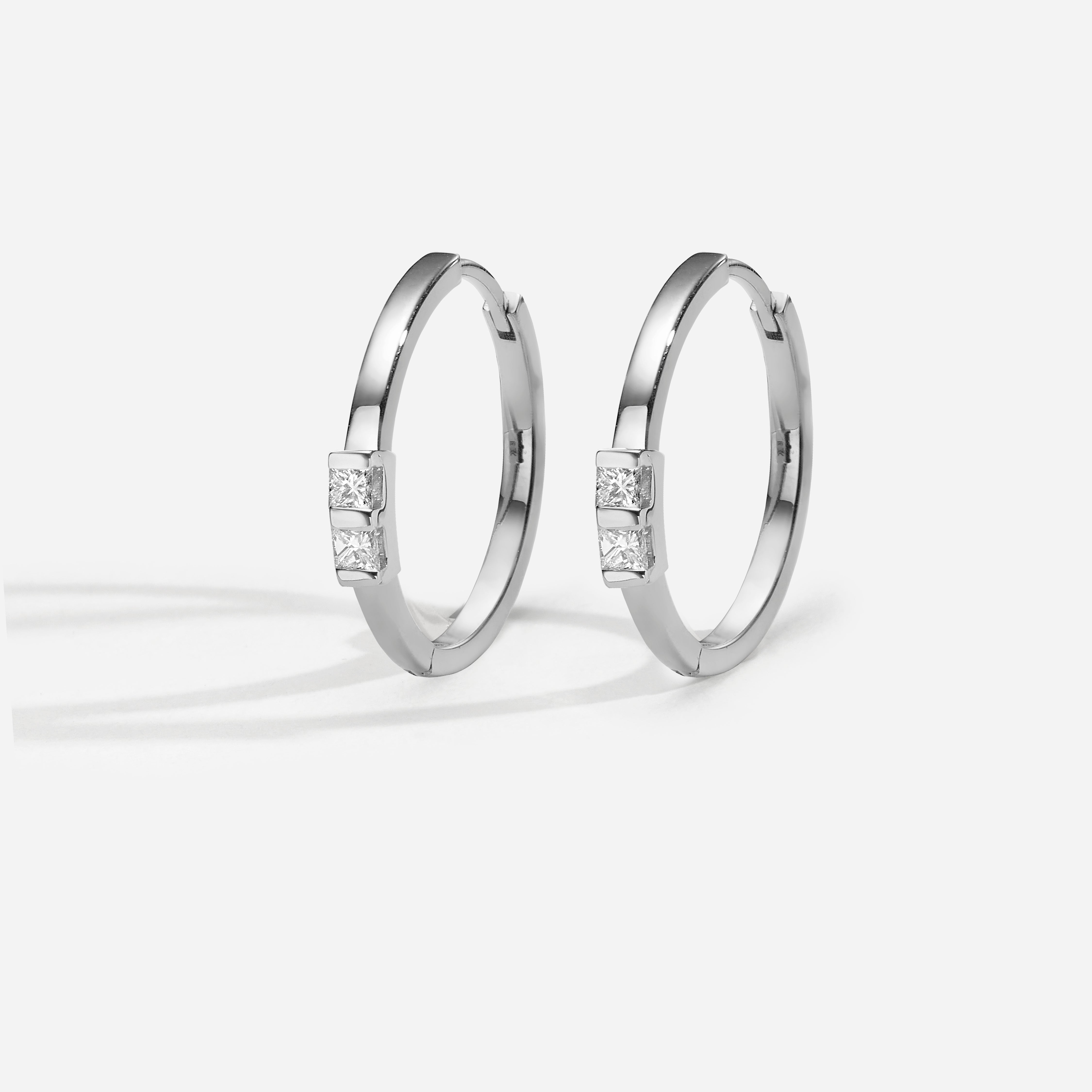 Fantasy | עגילי חישוק יהלומי פרינסס