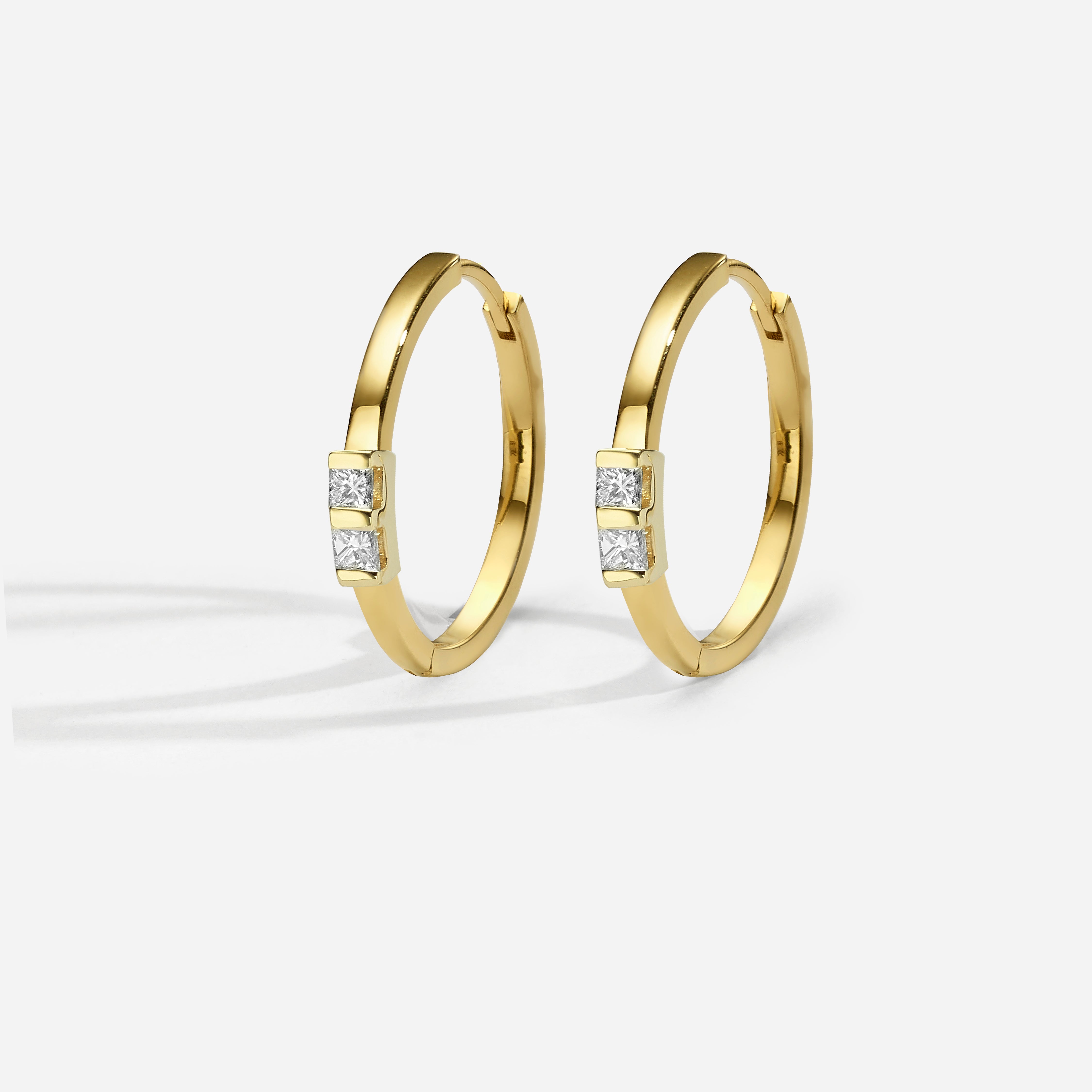 Fantasy | עגילי חישוק יהלומי פרינסס