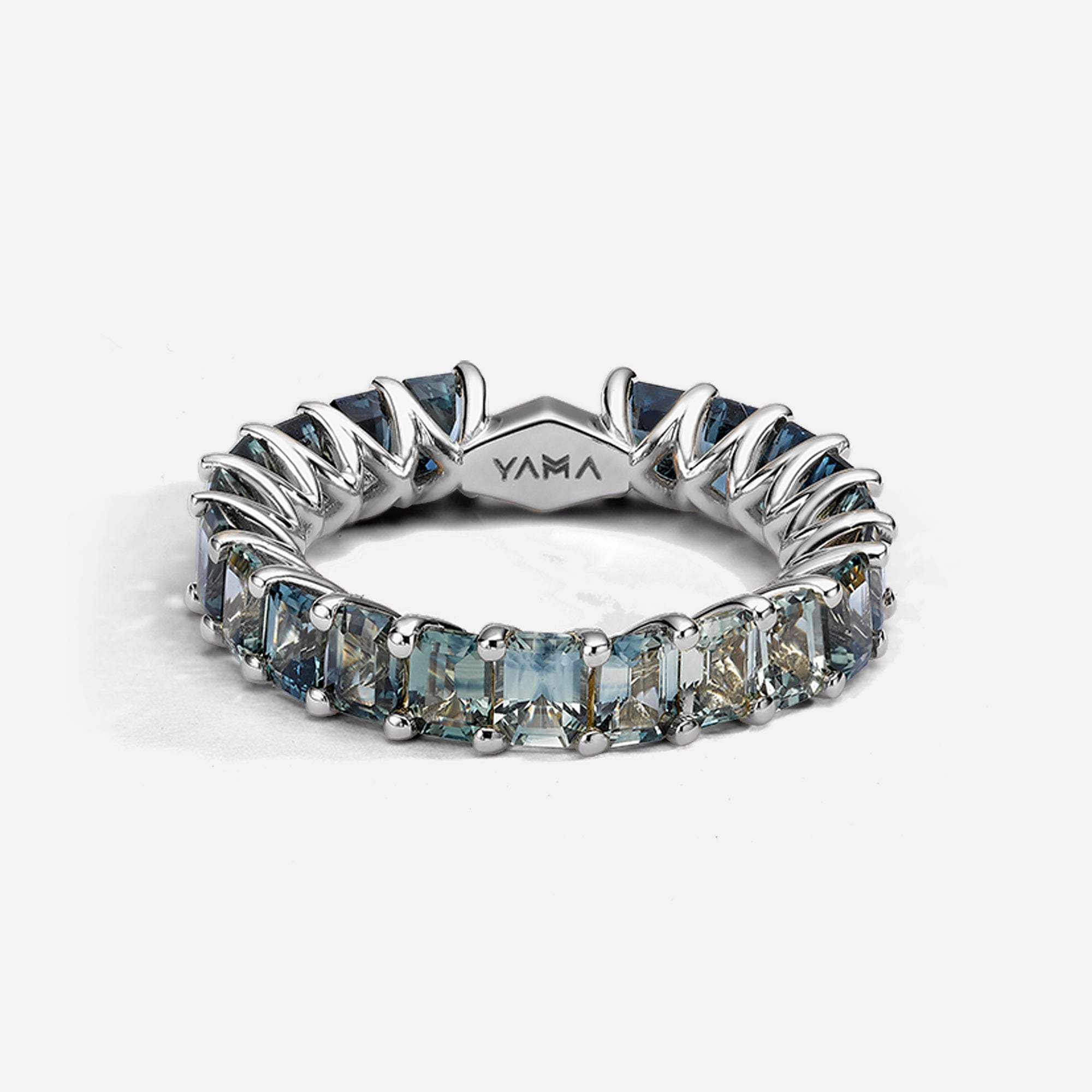 Hera Eternity | טבעת ספירים מרובעות