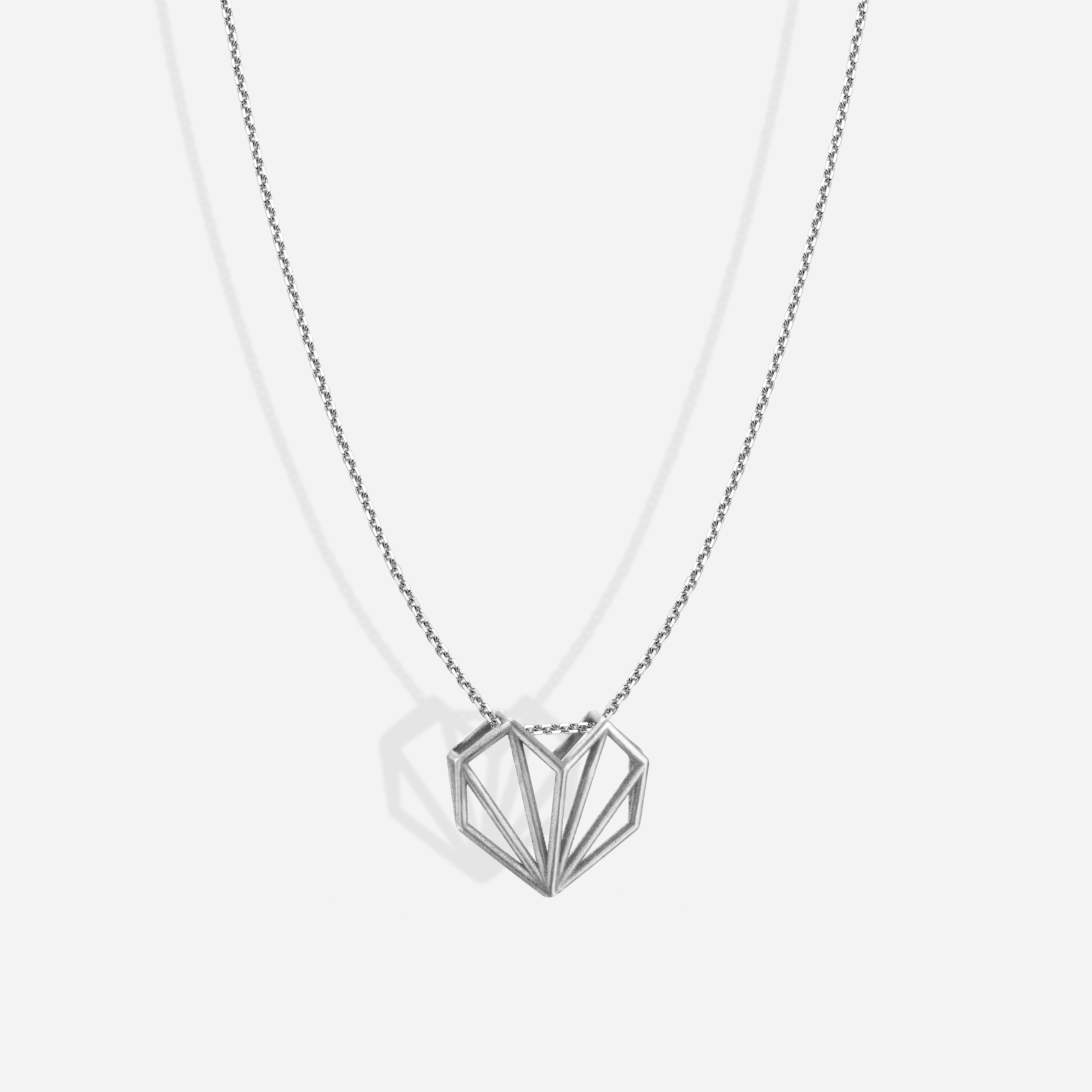 Heart Truss | שרשרת לב