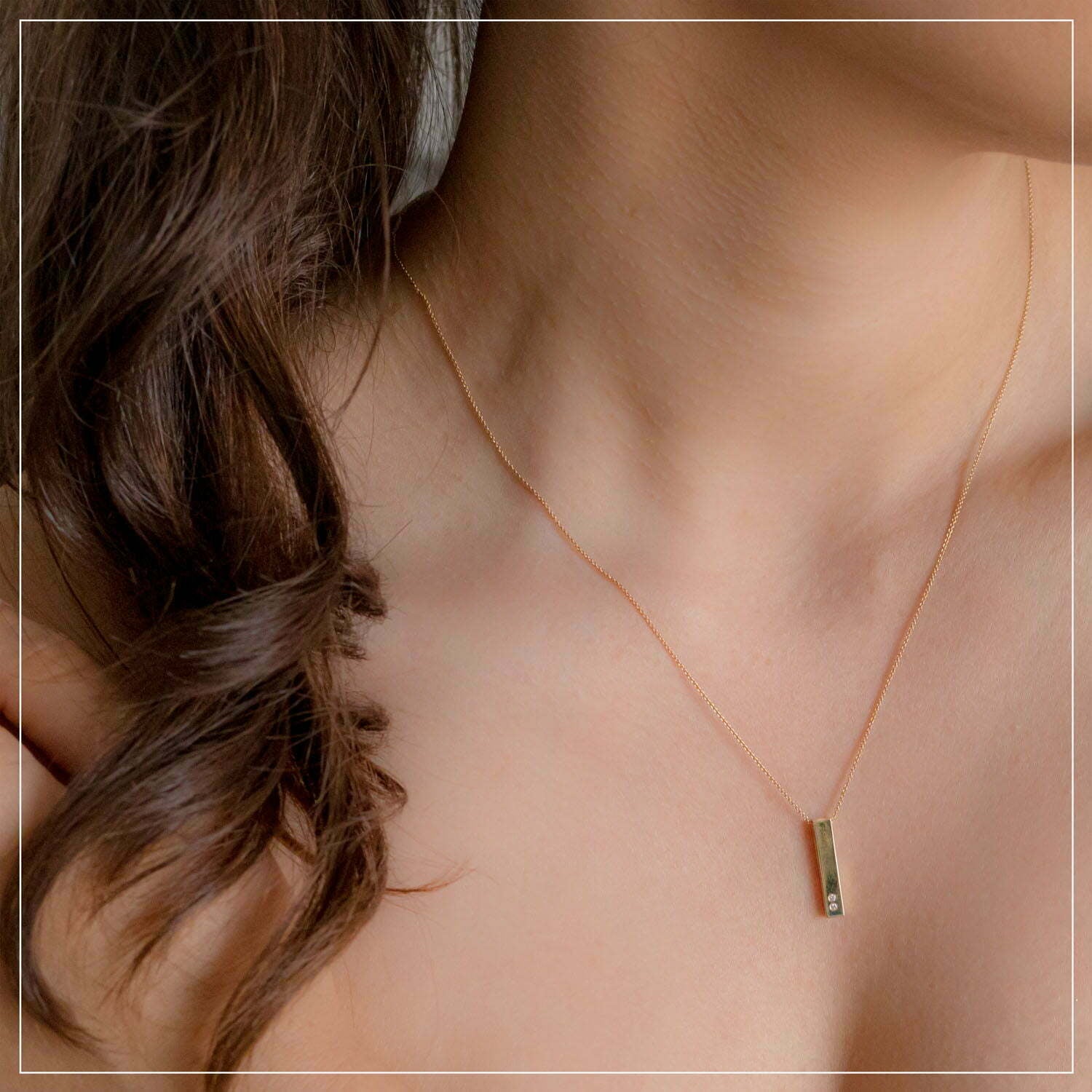 Love Bar | תליון יהלומים וחריטה