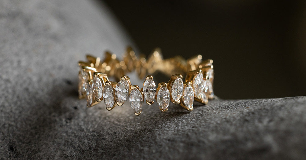 YAMA | אמנות מינימליסטית בזהב ויהלומים