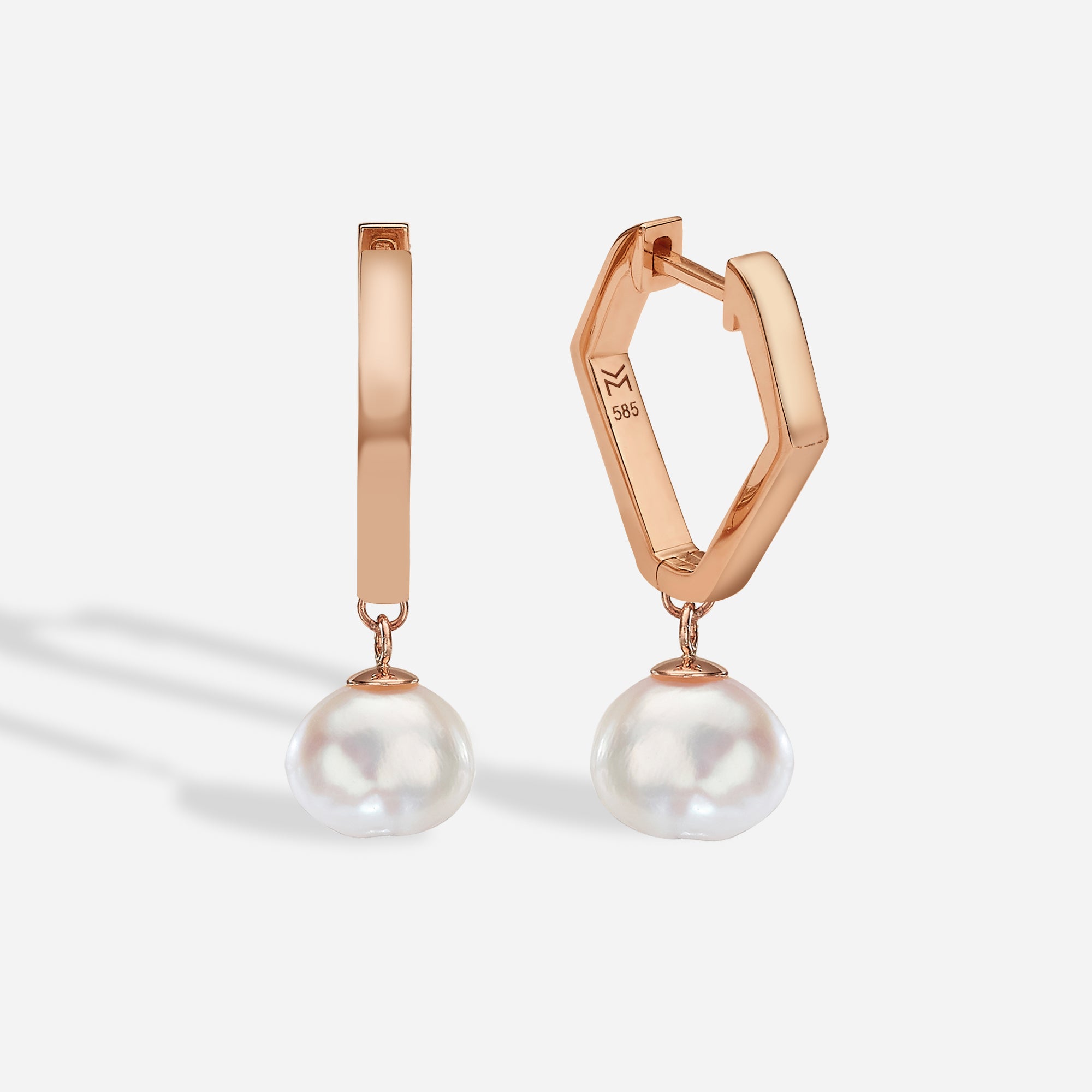 Pearl Octagon Solid Huggies | עגילי חישוק עם פנינה