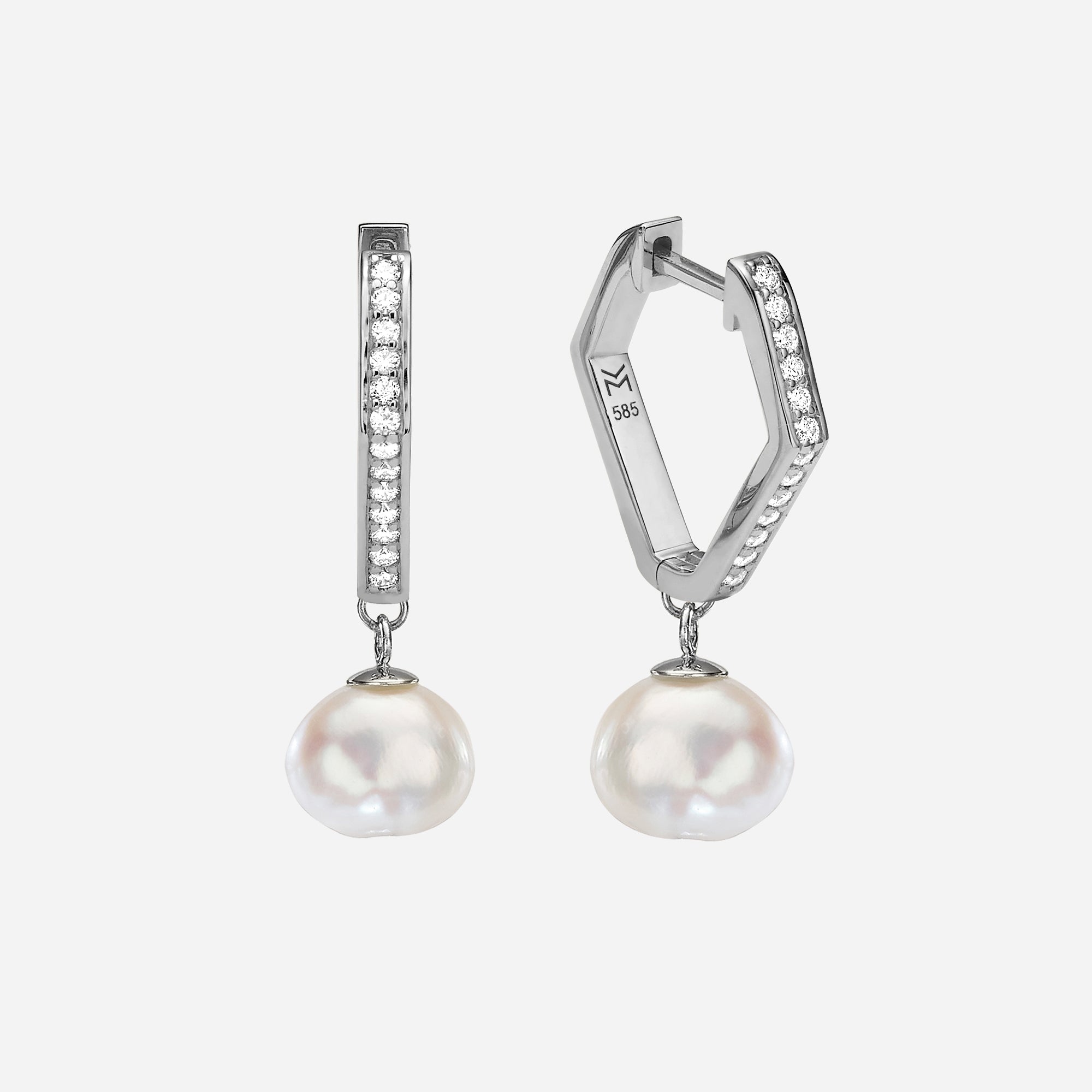 Pearl Octagon Pave Huggies |  עגילי חישוק פאווה עם פנינה