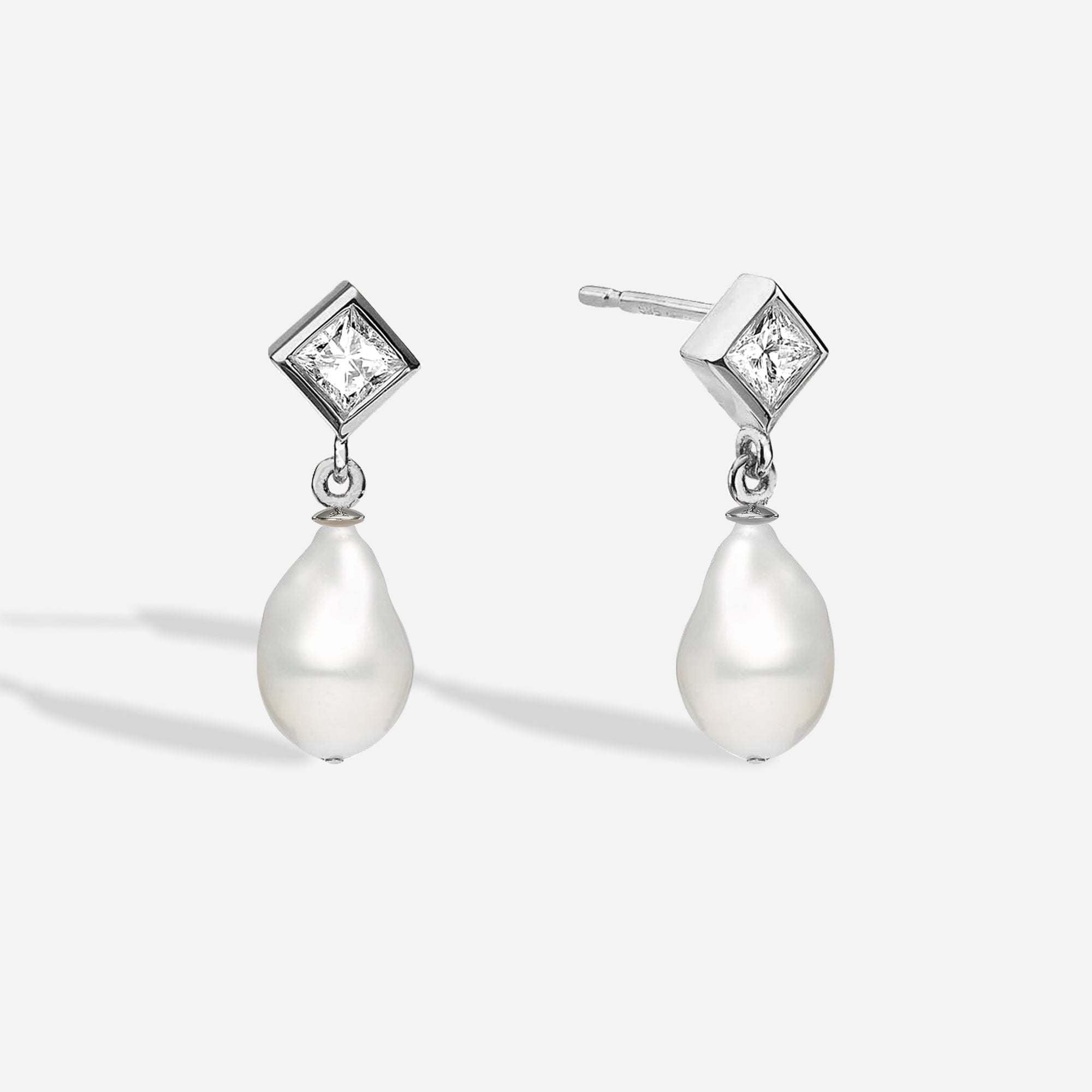 The Pearl Princess Drops | עגילים נופלים